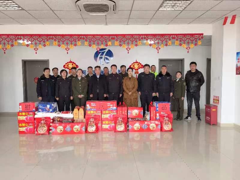 1707125670387285.jpg a40f1800f8c161c47c558910af5c555.jpg