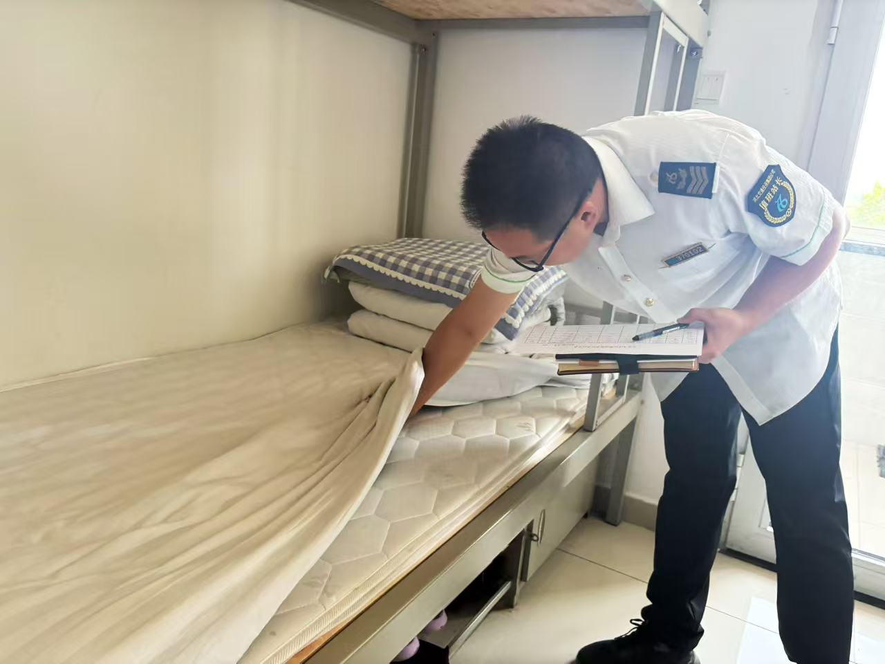 1759198649734954.jpg 1759198649734954.jpg