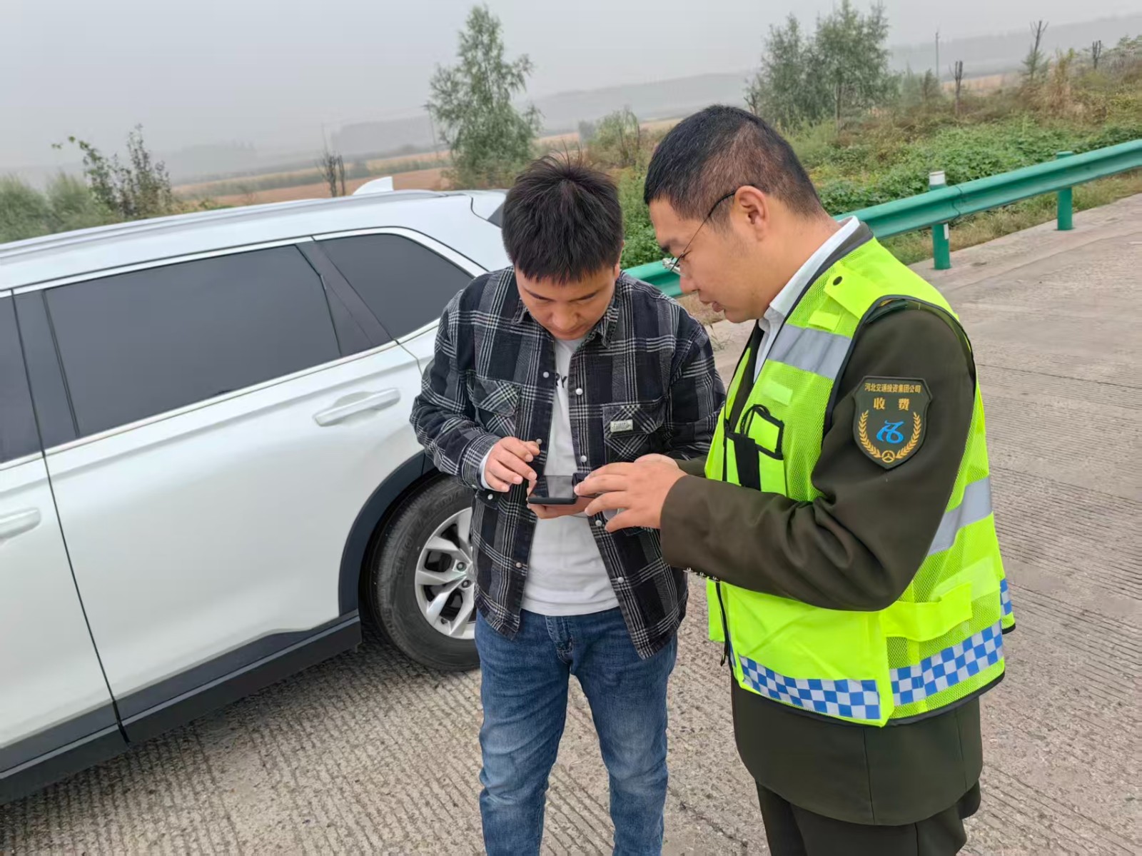 1760494175689298.jpg 1760494175689298.jpg