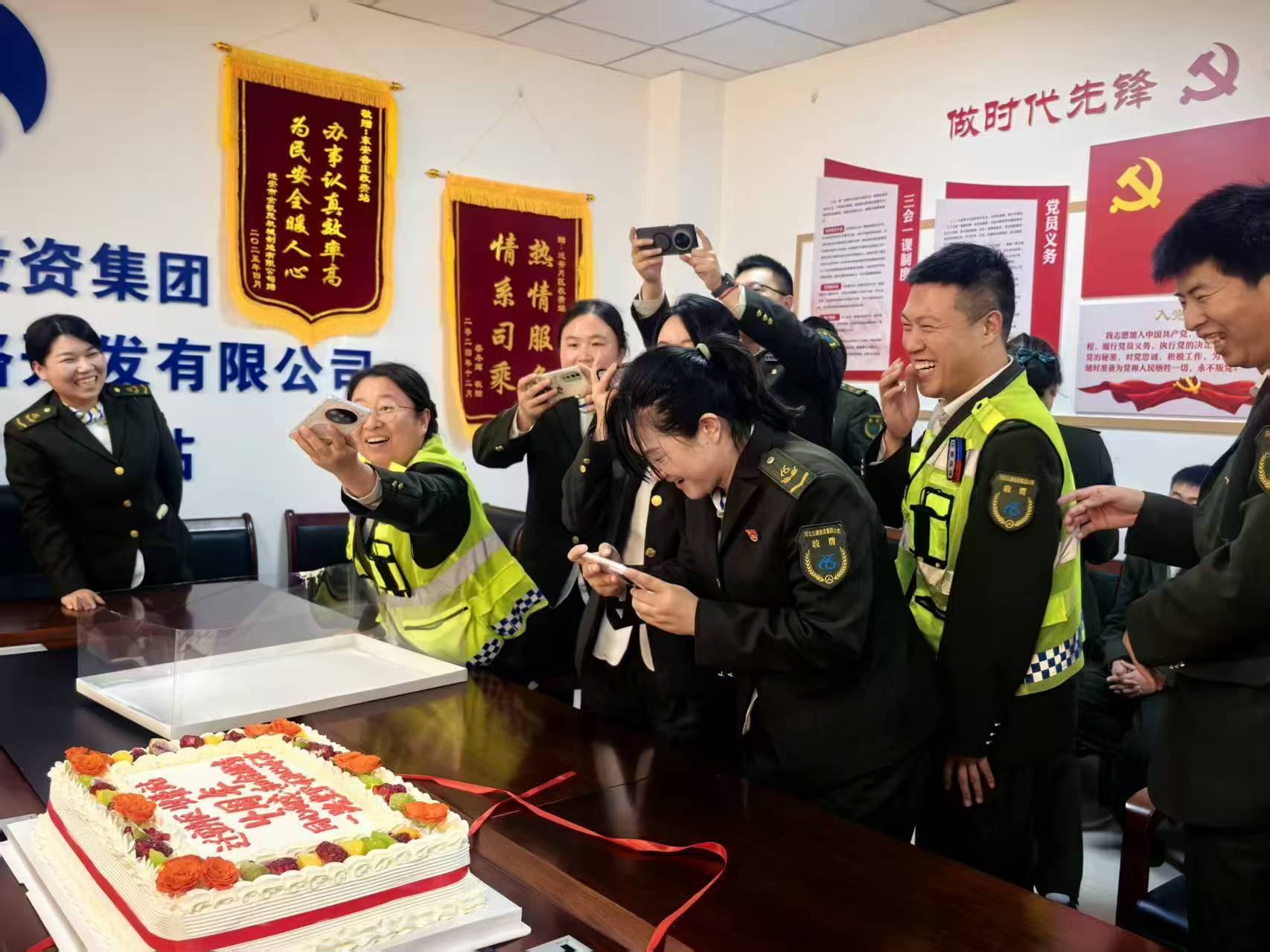 1761031042354553.jpg 1761031042354553.jpg