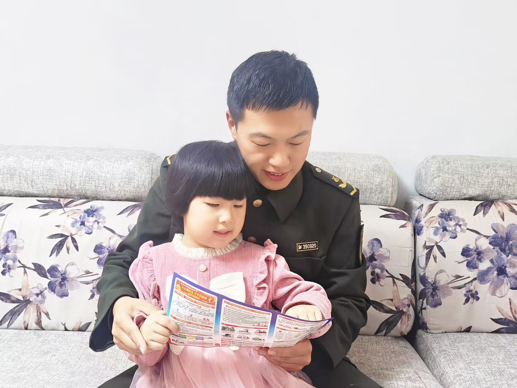 1762758598788325.jpg 1762758598788325.jpg