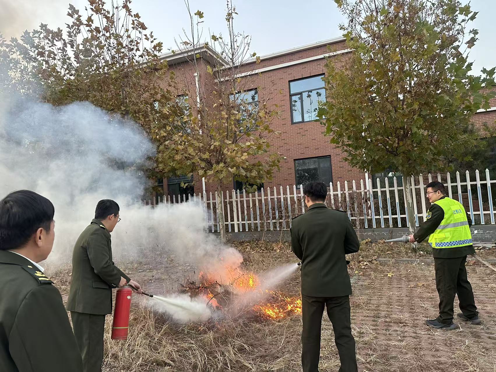 1763095224786528.jpg 0f0a6e88364dee41e414c379686387c7.jpg