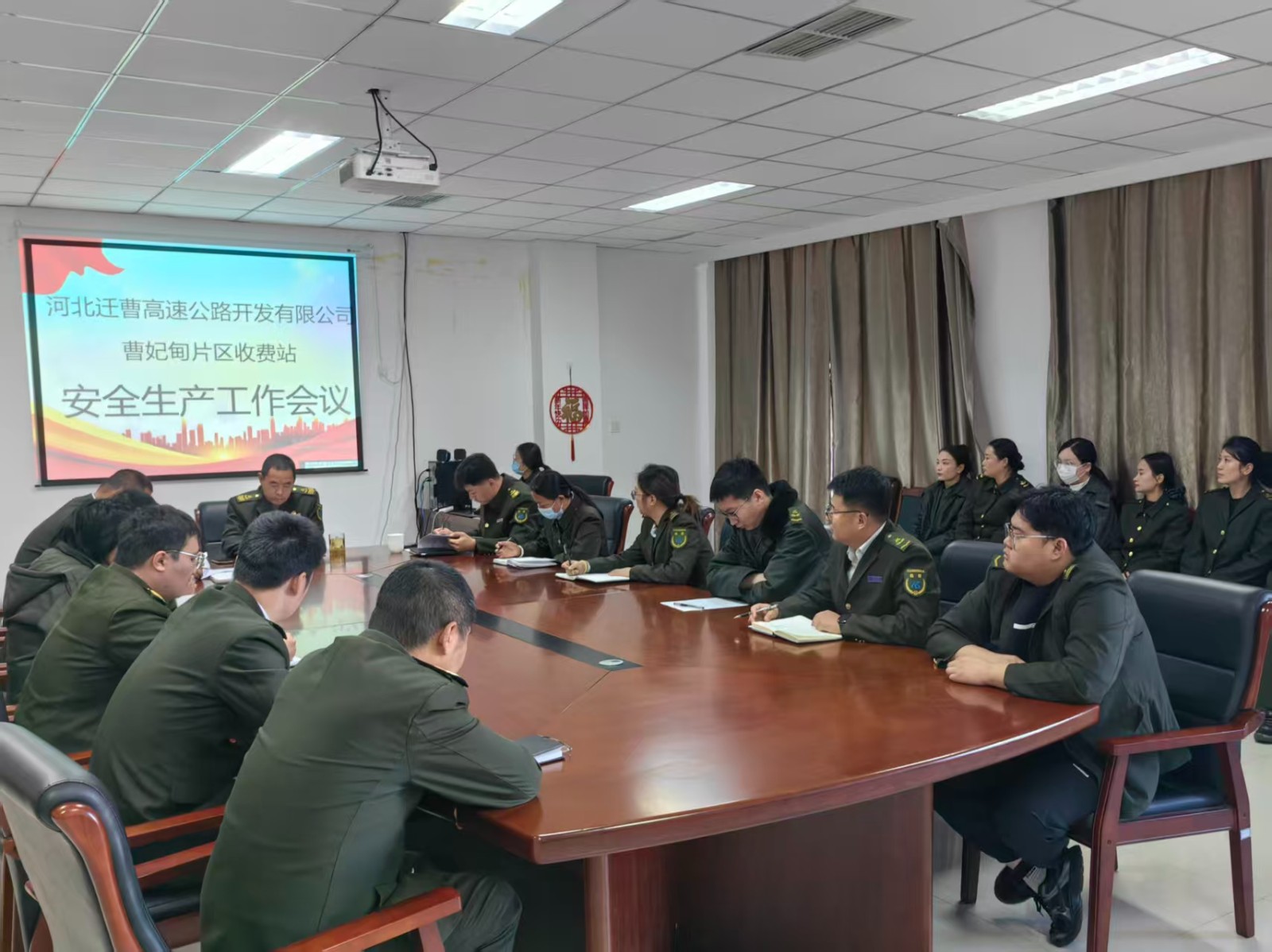 1763434521843497.jpg 1763434521843497.jpg